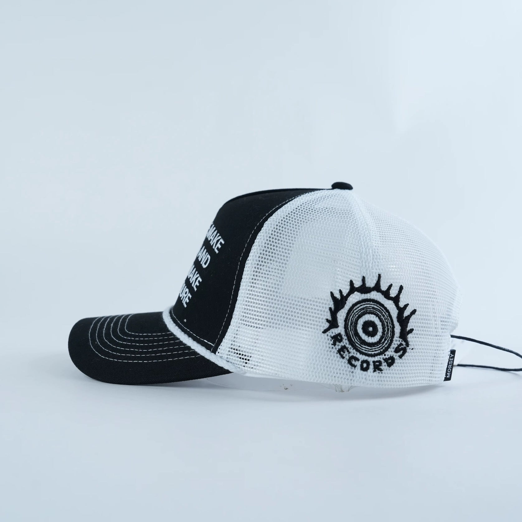 DIAMONDS CAP - WHITE MESH
