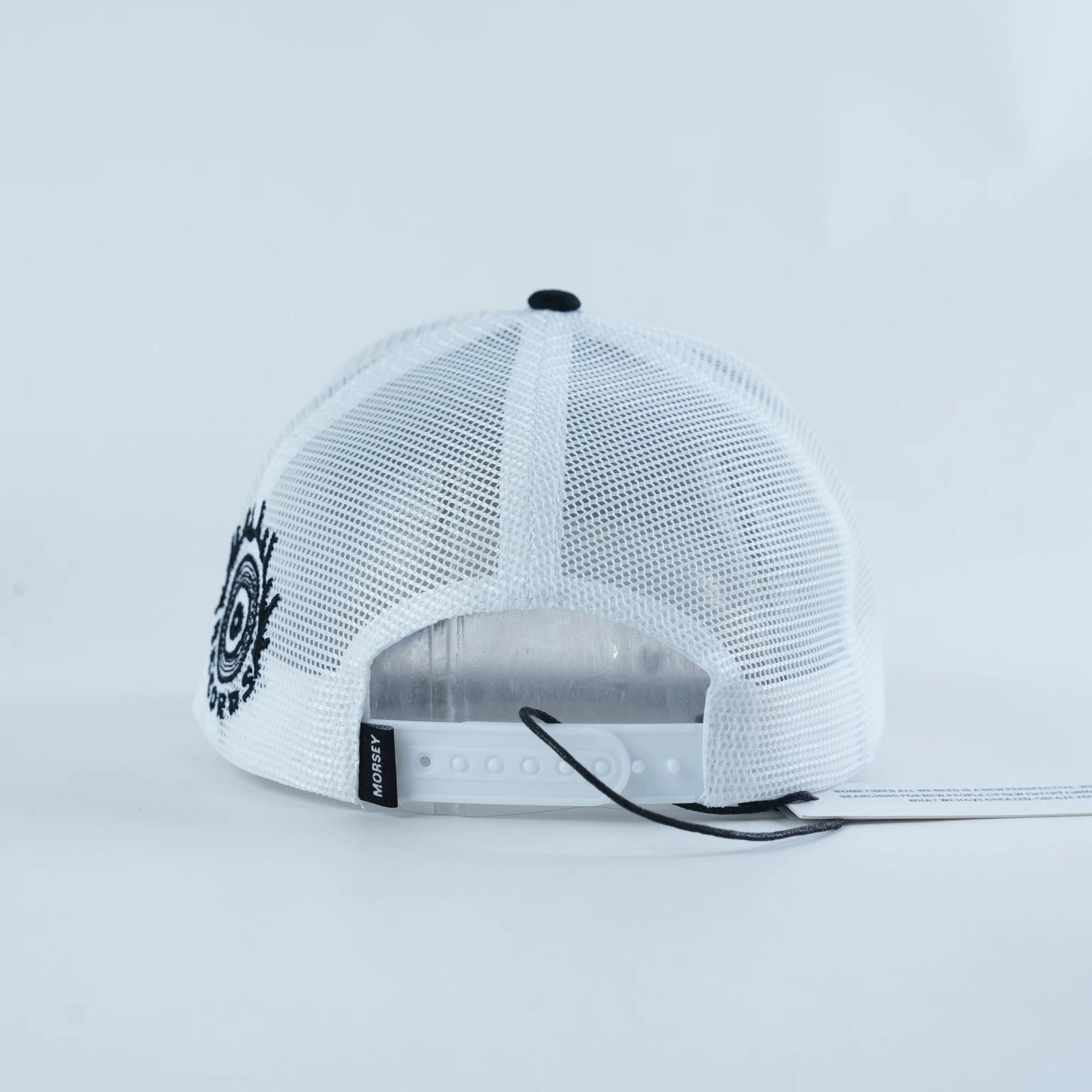 DIAMONDS CAP - WHITE MESH