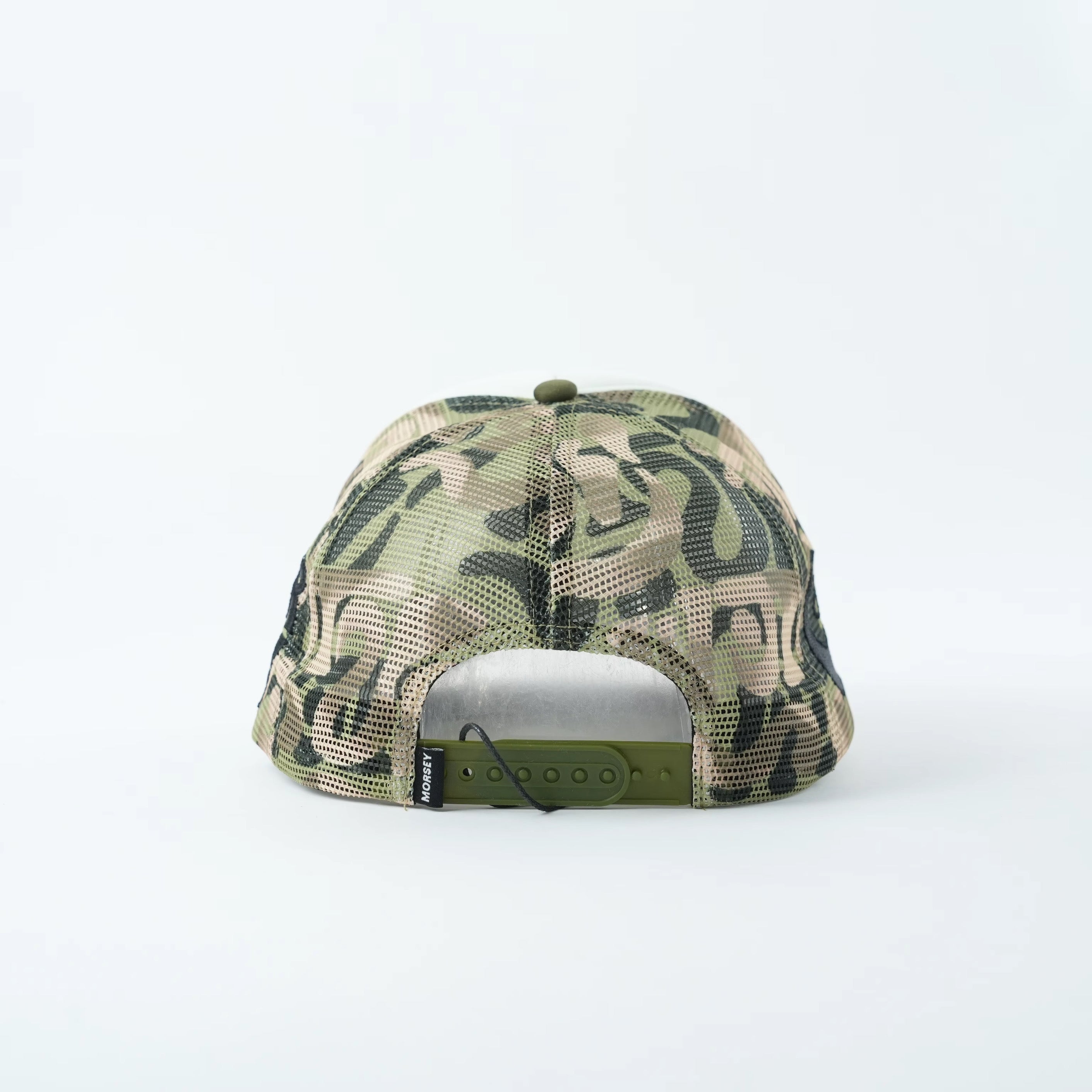 CLASSIC CAMMO TRUCKER